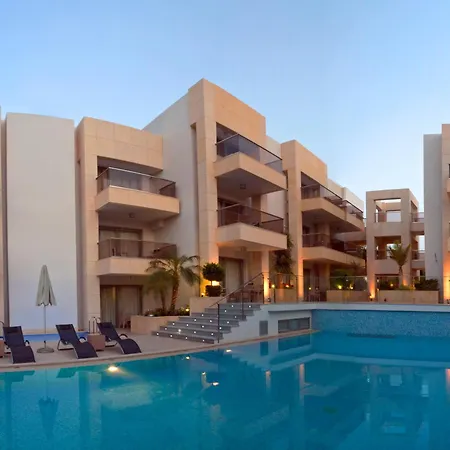 Hotell Summertime Boutique & Platanés