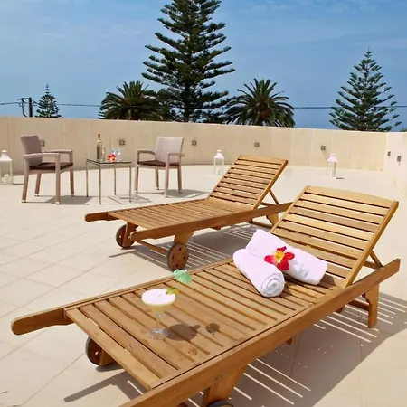 Summertime Boutique & فندق 3*