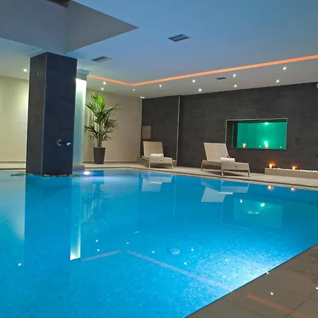 Summertime Boutique & Hotell